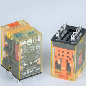 RU4S-A220 IDEC Rơ le trung gian 14 chân dẹt điện áp 230VAC